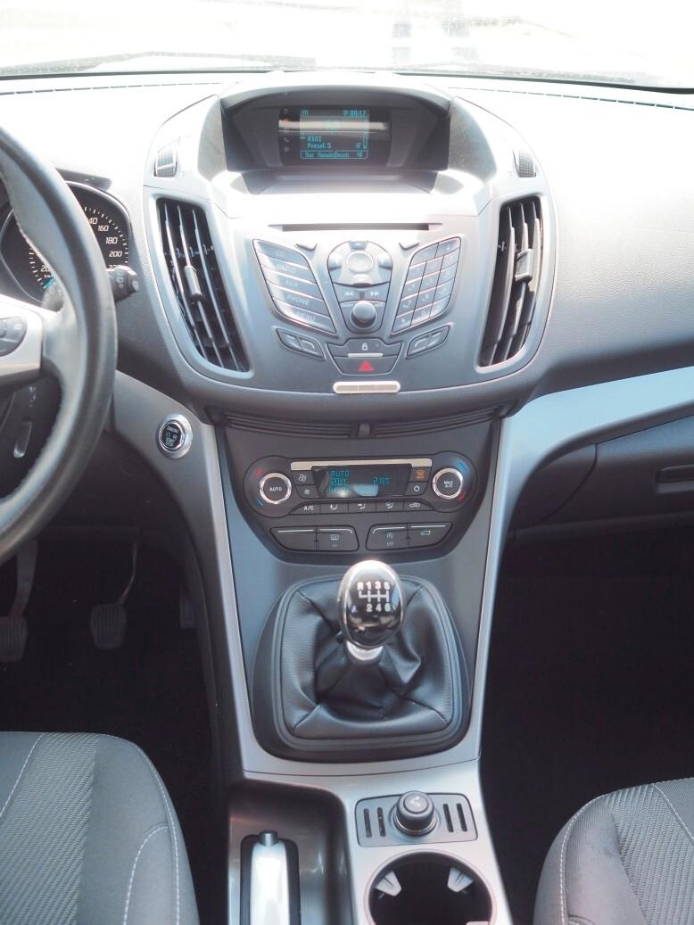 Ford Kuga 2.0 TDCI 120 CV Titanium