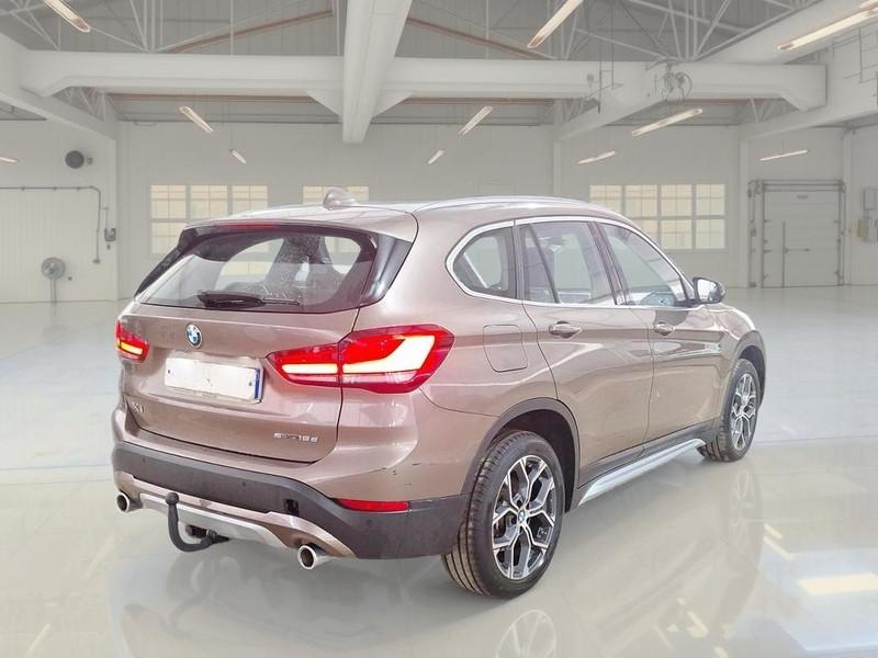 BMW X1 sDrive 18d XLine Autom.