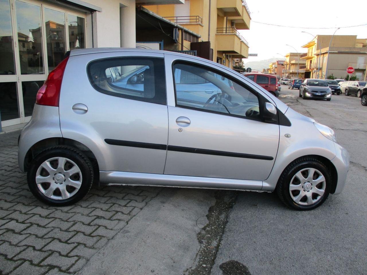 PEUGEOT 107 1.0 68CV 5p. Active Fl