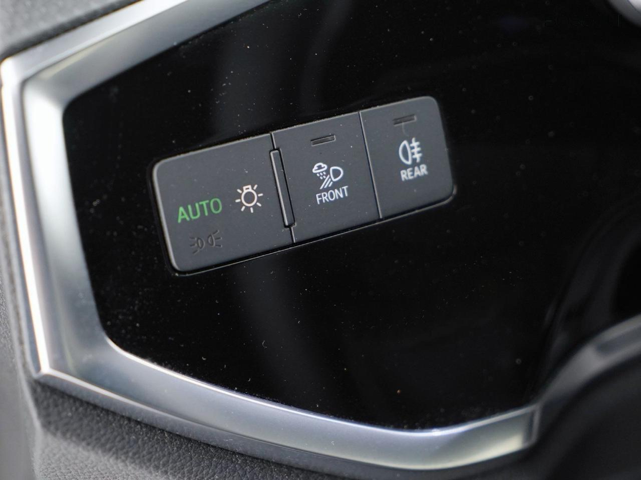 Audi Q3 35 2.0 tdi s line edition s tronic