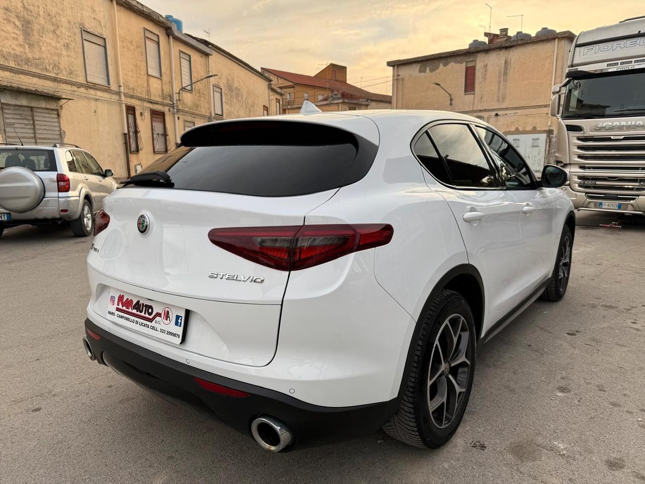 Alfa Romeo Stelvio 2.2 Turbodiesel 210 CV AT8 Q4 Executive