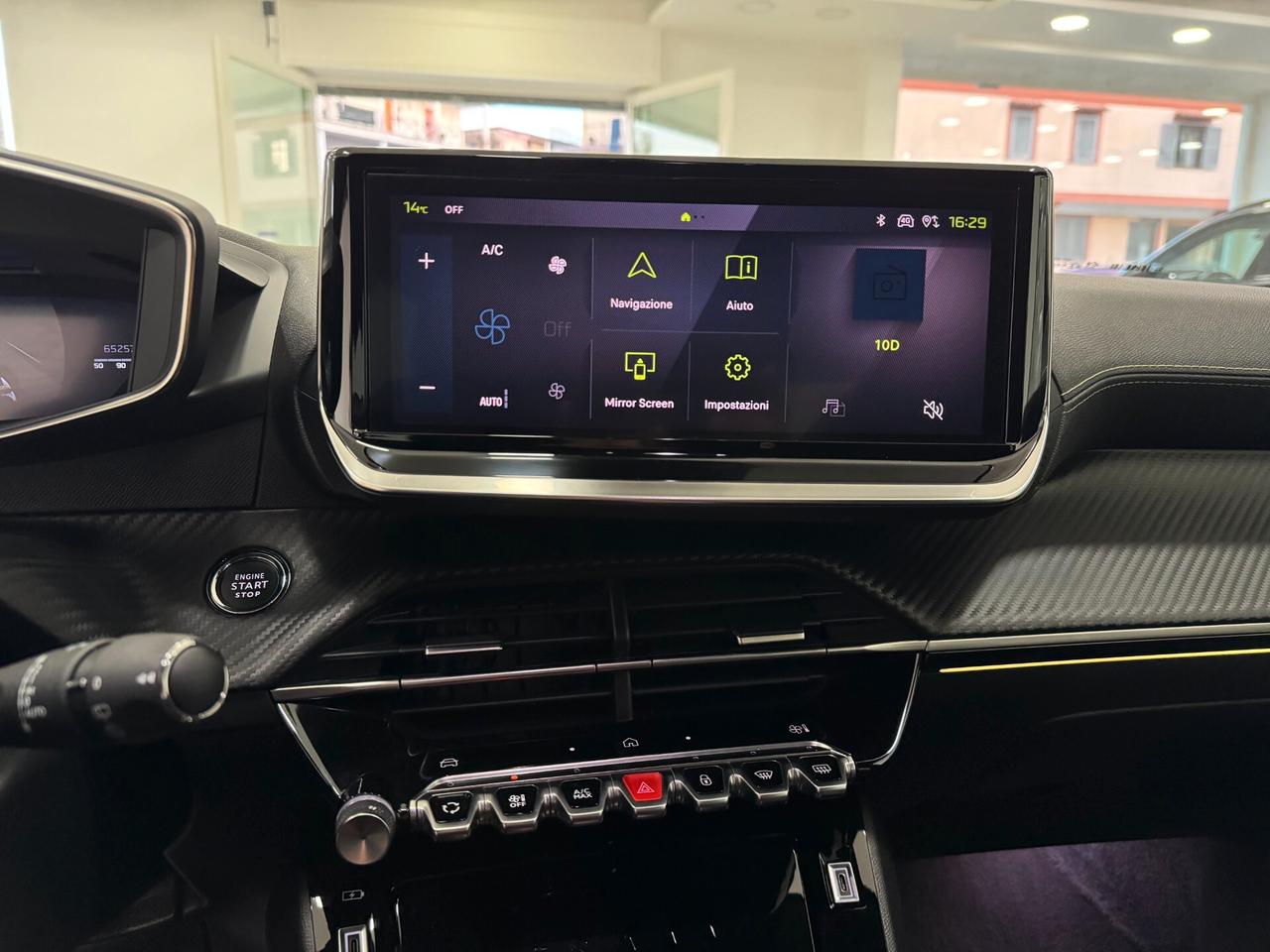 Peugeot 2008 PureTech 130cv EAT8 GT