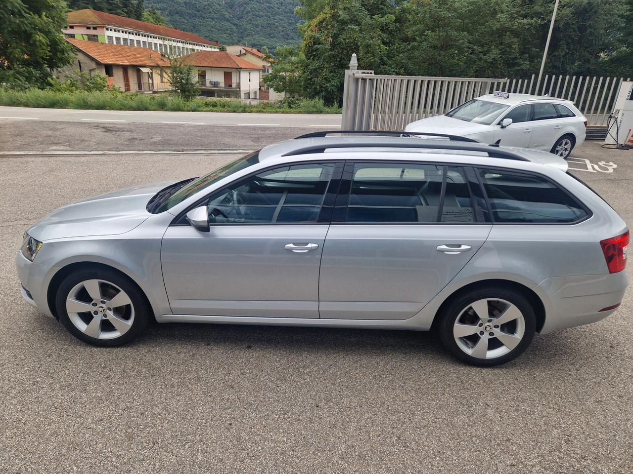 Skoda Octavia 1.6 TDI SCR 115 CV Wagon Executive