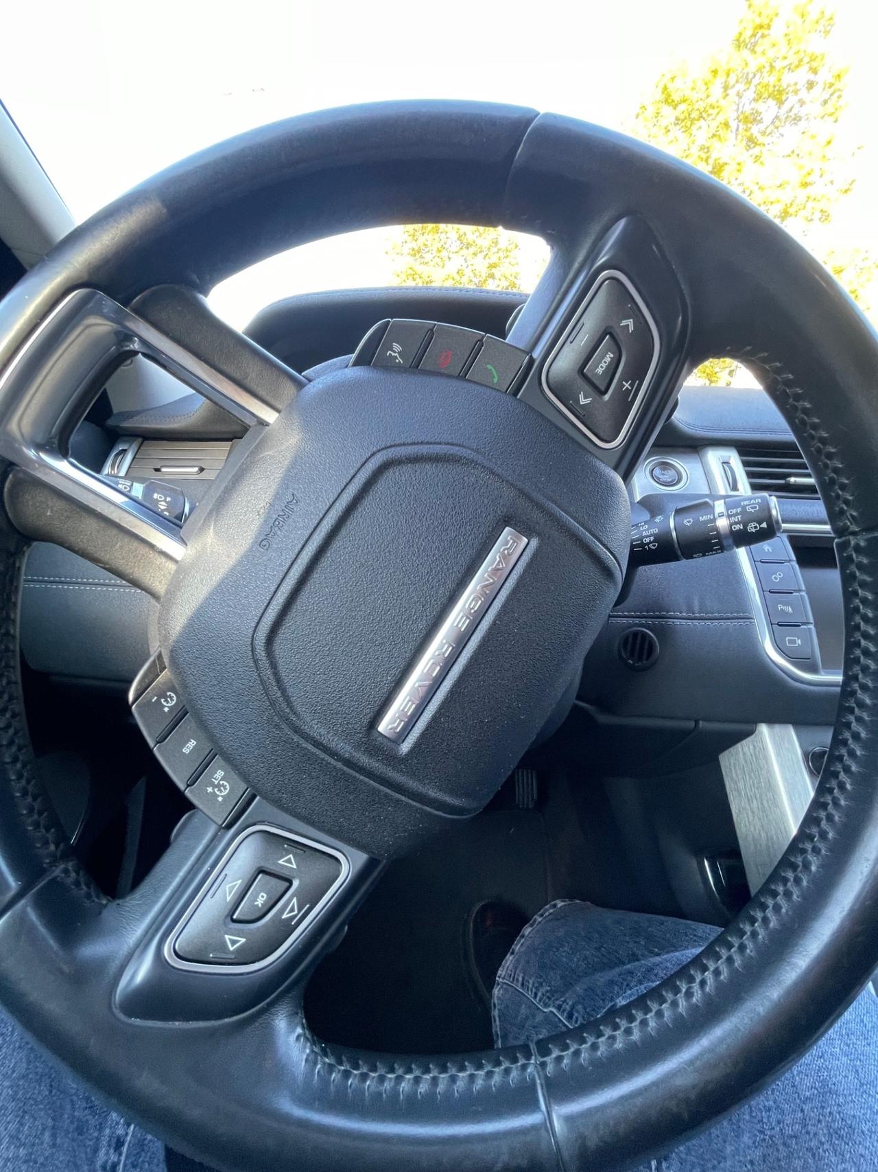 Land Rover Range Evoque 2.0 TD4 180 CV 5p. Autobiography