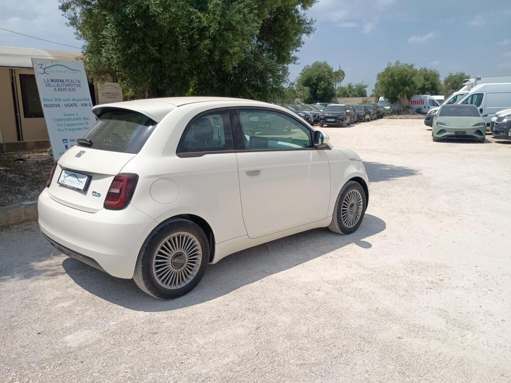 Fiat 500 500e 42 kWh Icon