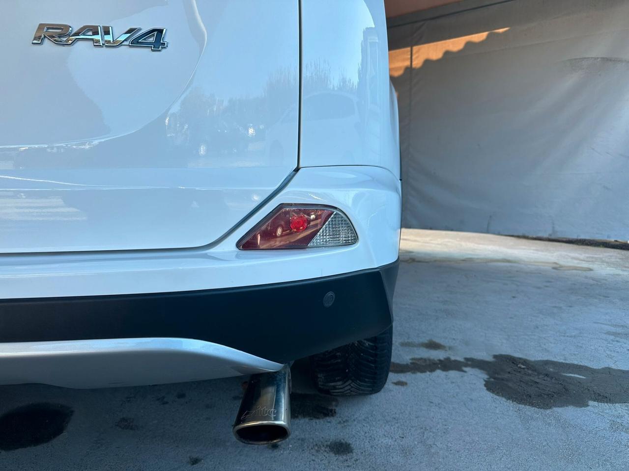 Toyota RAV 4 RAV4 2.0 D-4D 2WD Business