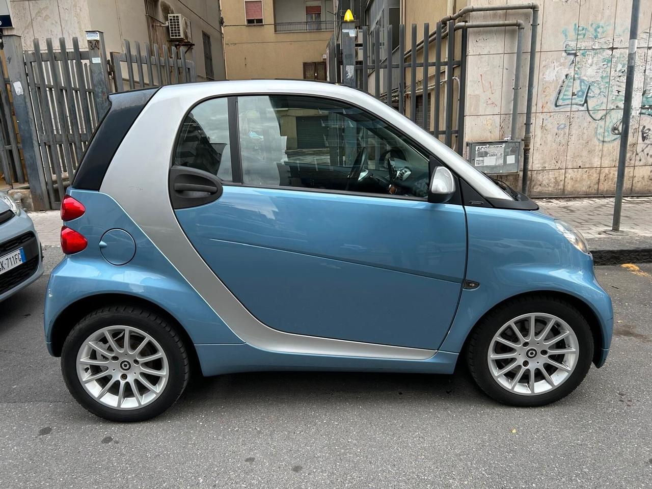 Smart ForTwo 1000 52 kW MHD coupé passion