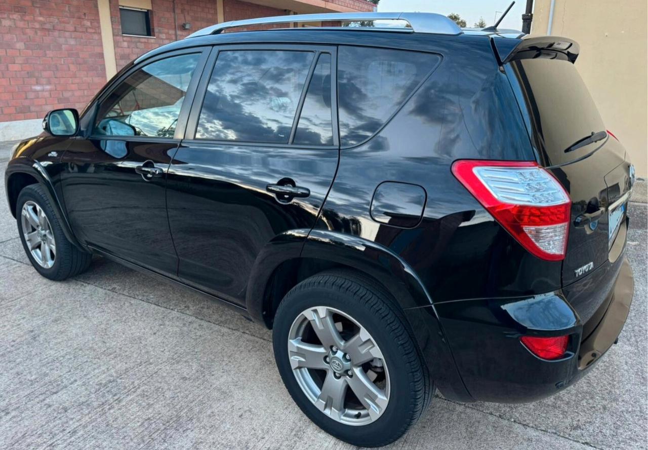 Toyota RAV 4 RAV4 Crossover 2.2 D-4D 150 CV DPF Luxury