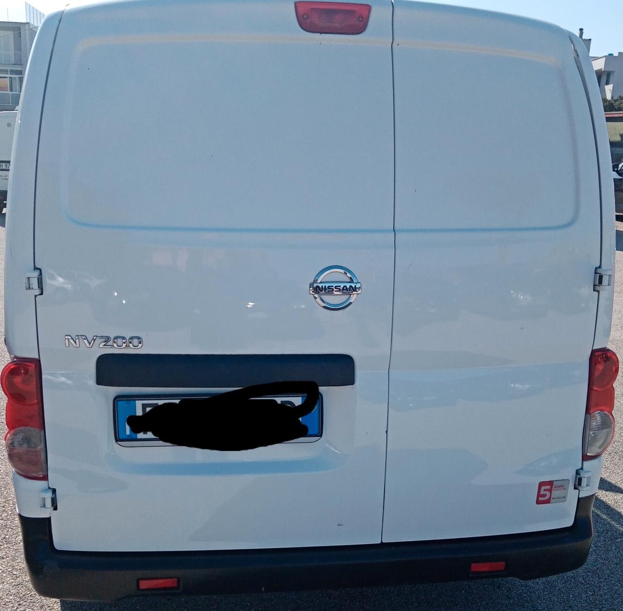 Nissan Nv 200 doppia porta giugno 2018