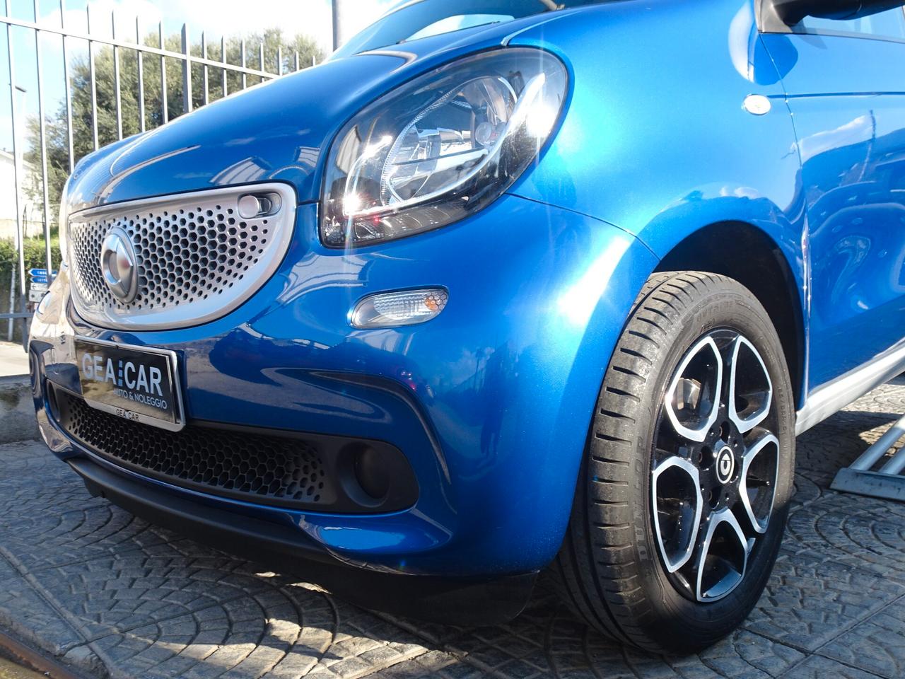 Smart ForFour 70 1.0 Prime