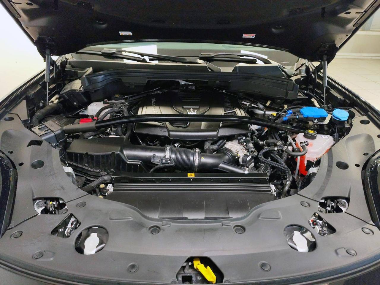 Maserati Grecale Modena 330cv