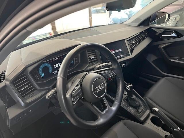 Audi A1 citycarver 30 TFSI S tronic Admired