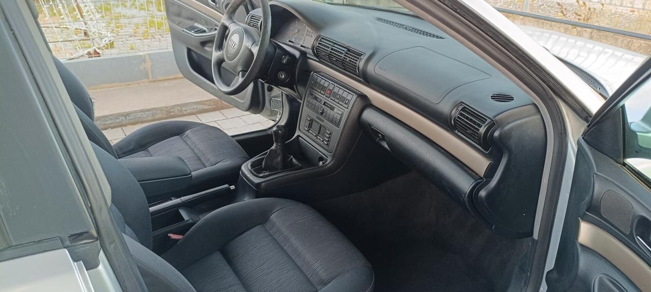 Audi A4 1.9 Tdi - Cat Avant Anno 1999
