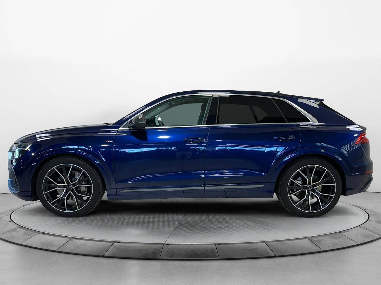 Audi Q8 50 3.0 tdi mhev Quattro 286cv