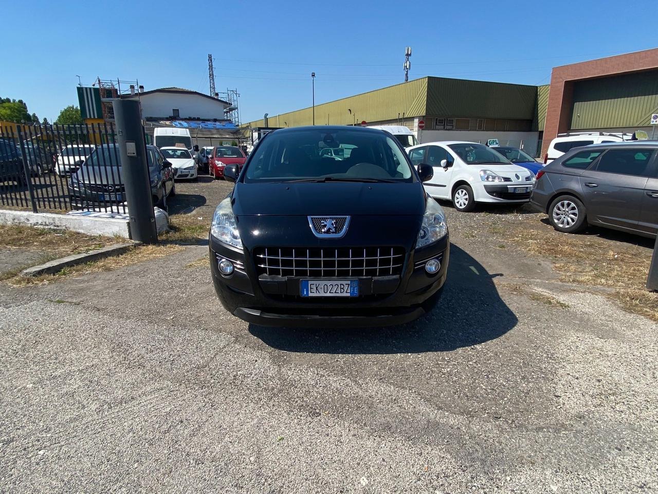 Peugeot 3008 1.6 HDi 115CV Business