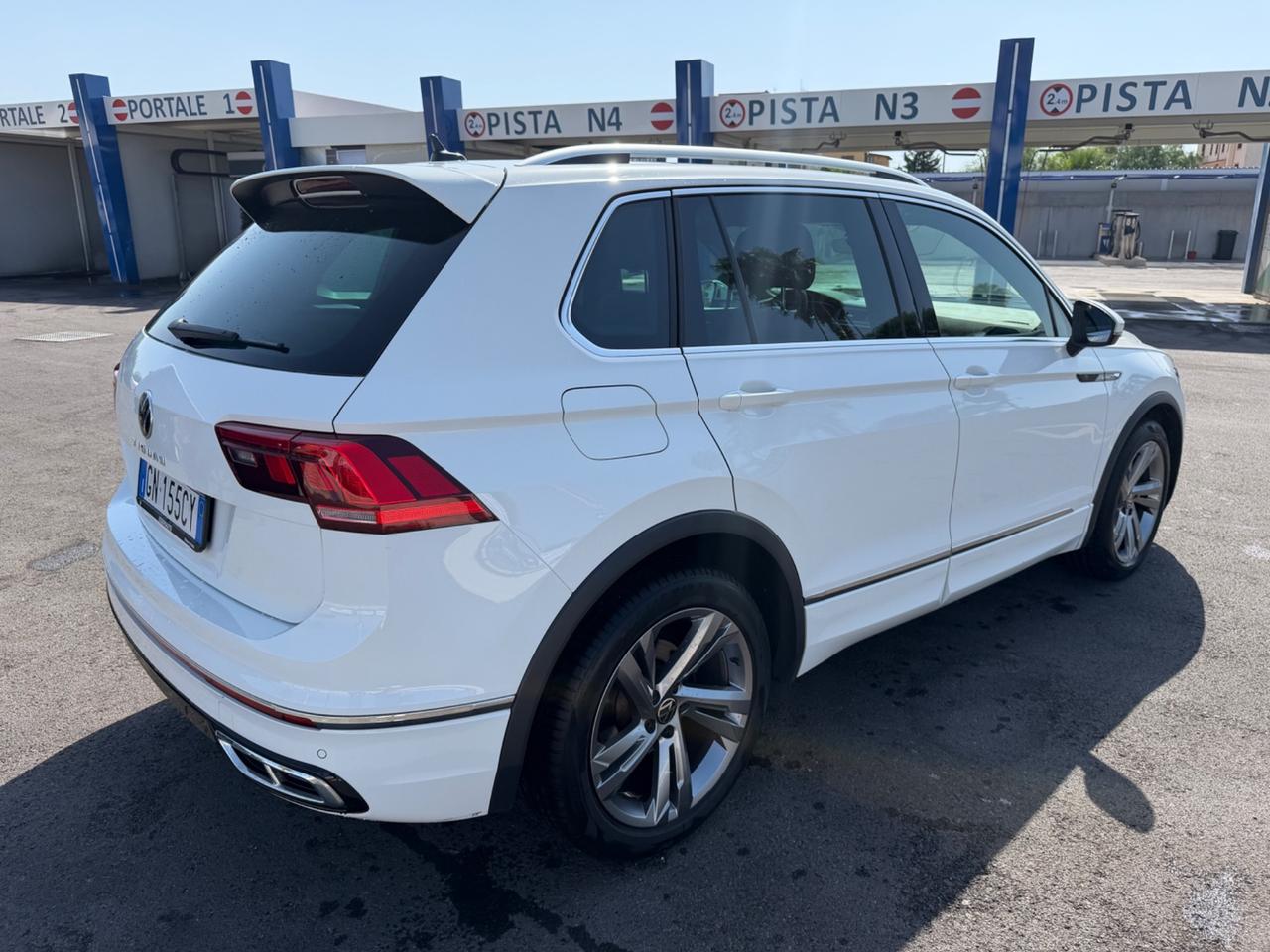 Volkswagen Tiguan 2.0 TDI 150 CV SCR DSG R-Line