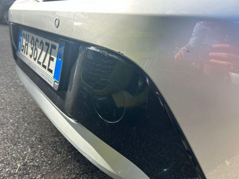 Toyota Corolla 1.8 Hybrid Style