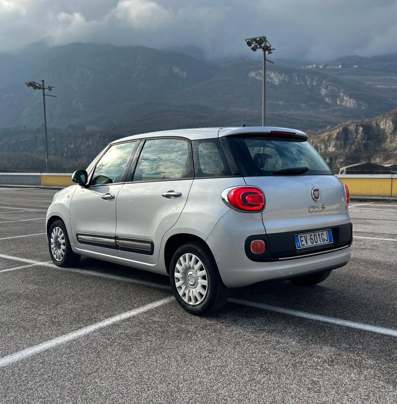 Fiat 500L 1.6 Multijet Lounge Neopatentati 2014