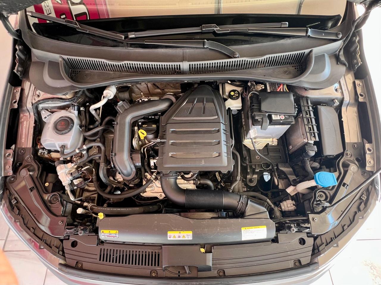 VOLKSWAGEN Polo 6ª serie Polo 1.0 TGI 5p. Tren...
