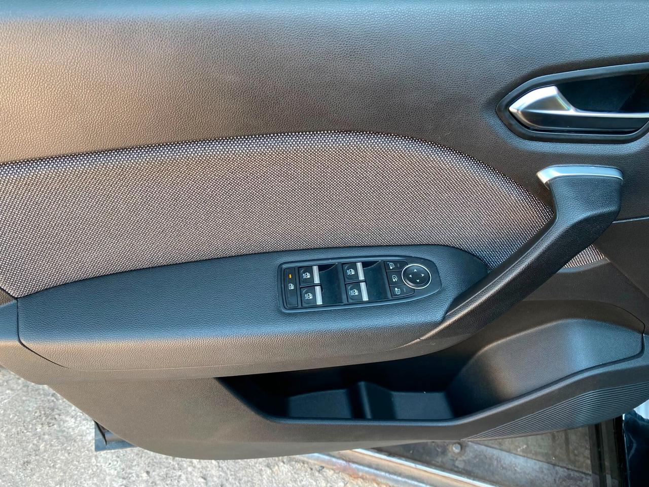 Renault Captur ECO-G 100 CV Techno Bi Color Pack Navigation