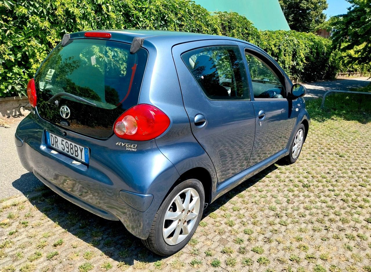 Toyota Aygo 1.0 5 porte
