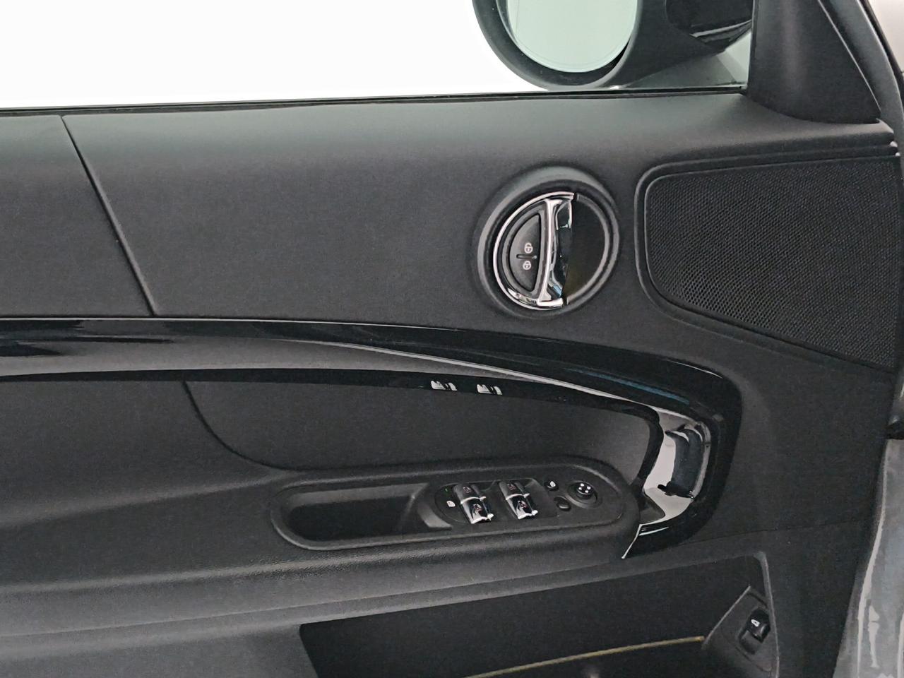 MINI Countryman Cooper D Hype