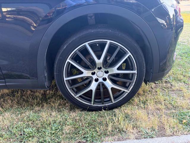 MASERATI Levante V6 Diesel 275 CV AWD