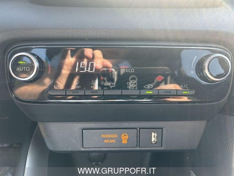 Toyota Yaris 1.5 Hybrid 5 porte Trend
