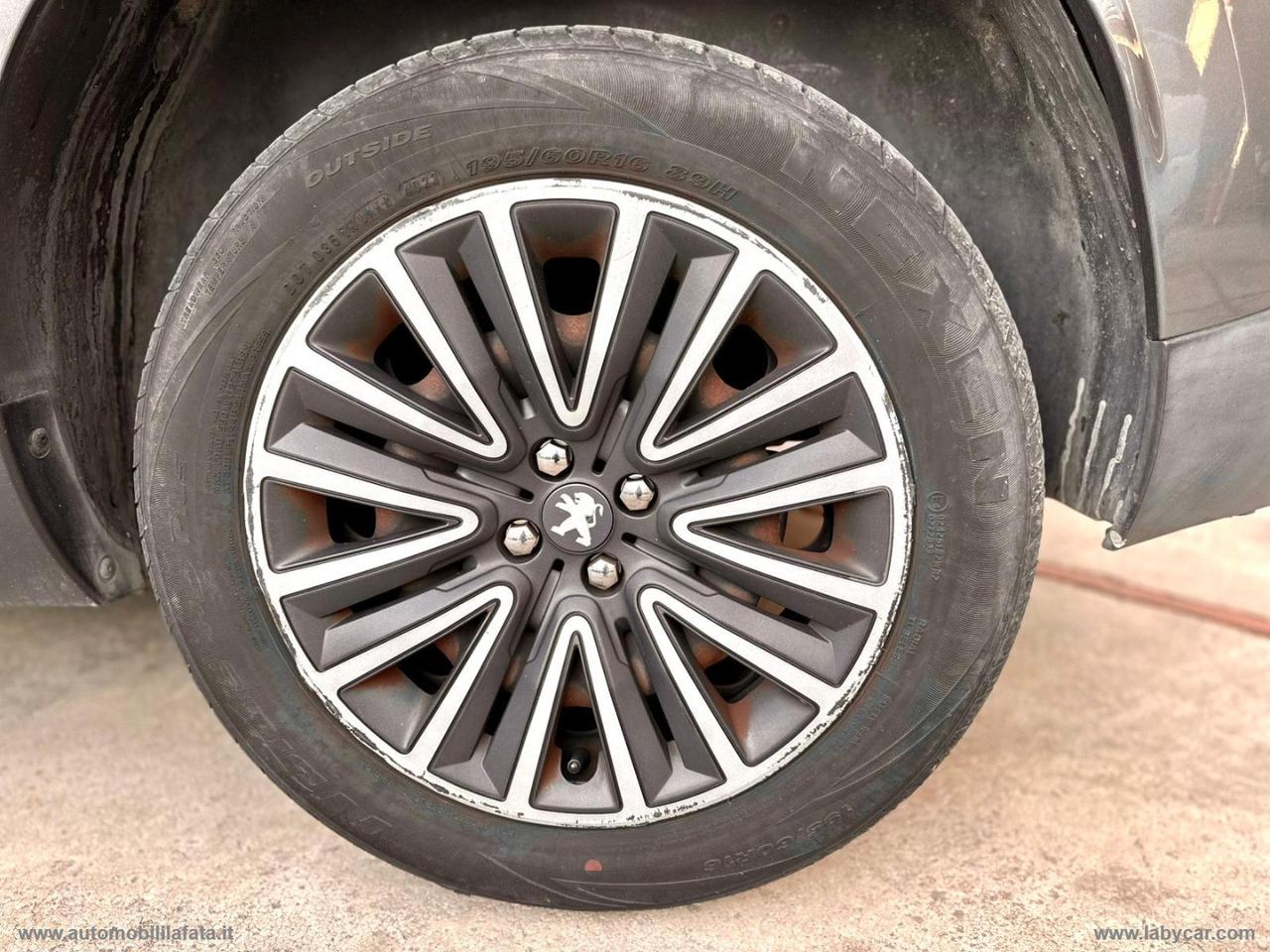 PEUGEOT 2008 BlueHDi 100 S&S Active DIESEL 131.000 KM