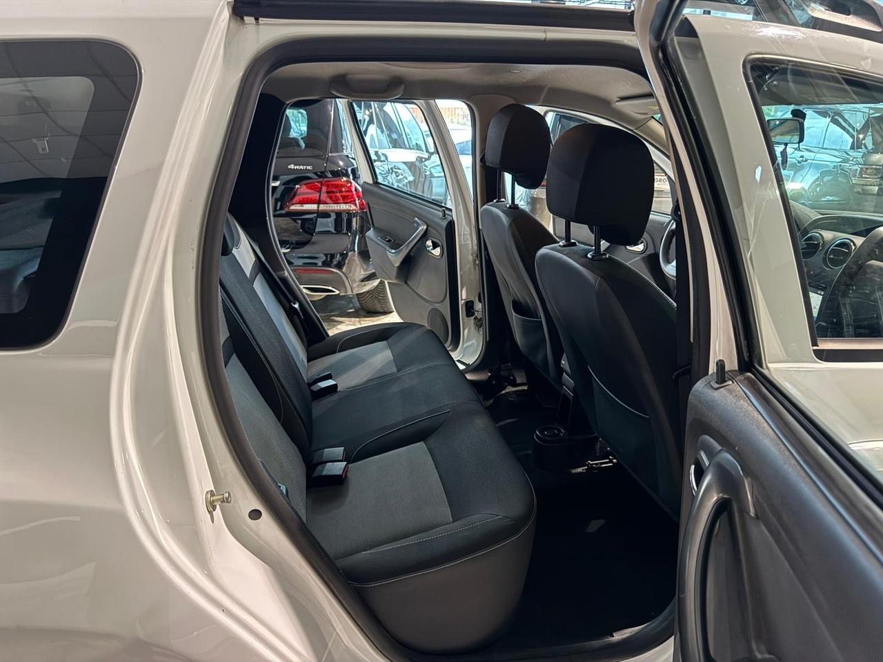 Dacia Duster 1.6 115CV GPL SERIE LIMITATA BLACK SHADOW 4X2
