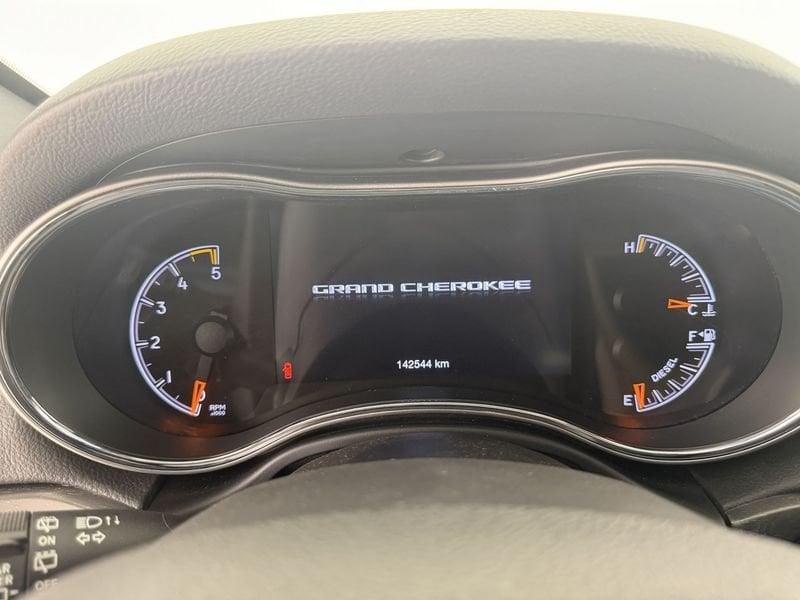 Jeep Grand Cherokee 3.0 V6 CRD 184kW Night Eagle