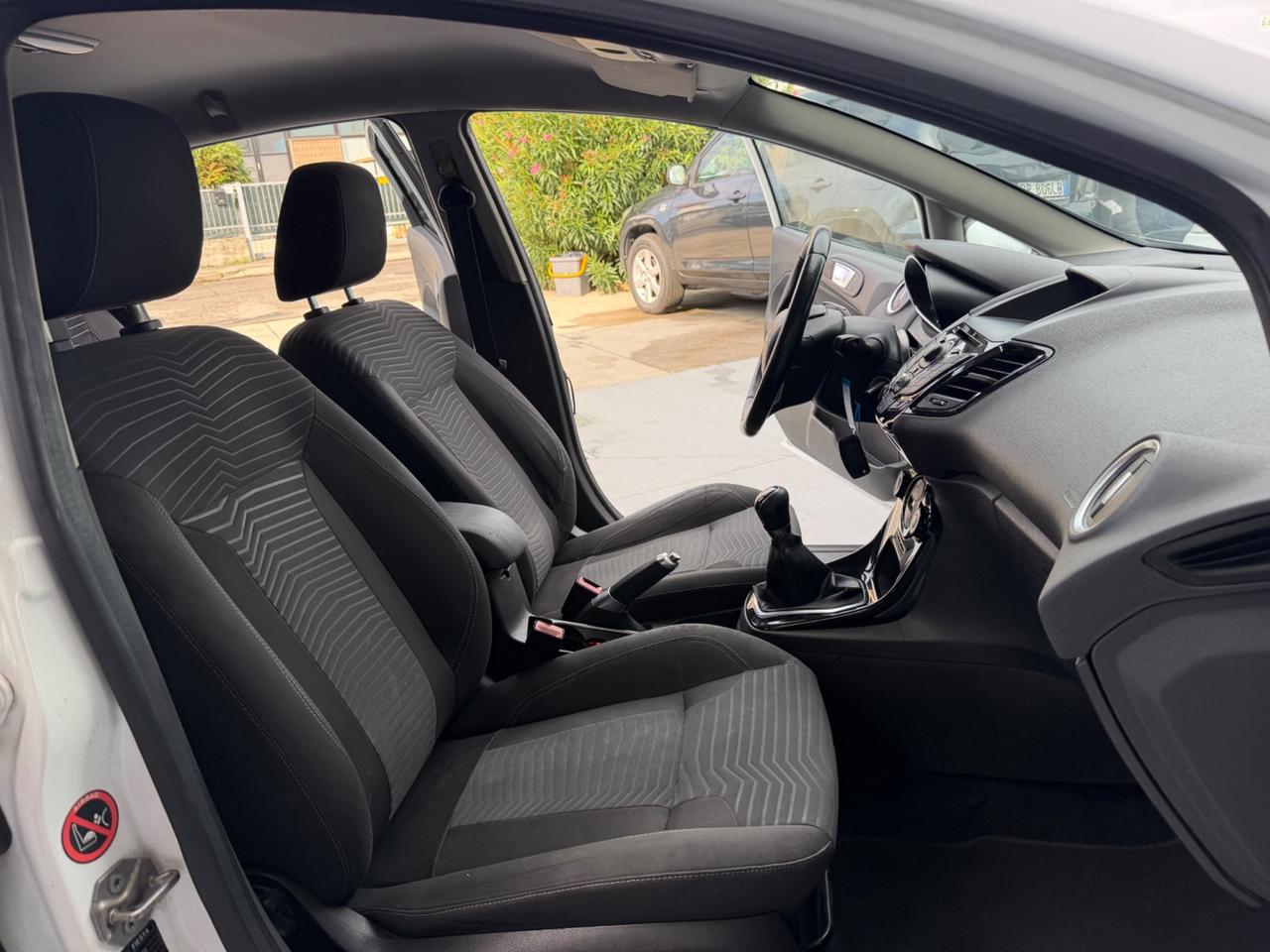 Ford Fiesta 1.2 60CV 5 porte Titanium