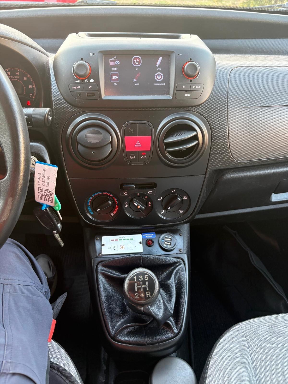 Fiat Fiorino 1.3 MJT 95CV Combinato Adventure