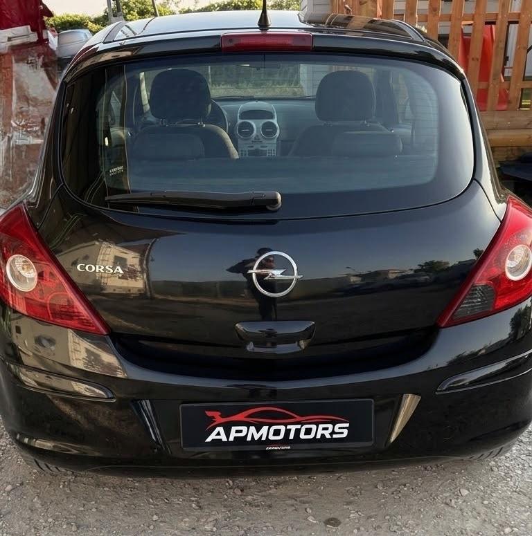 Opel Corsa 1.2 80CV 3 porte GPL-TECH Enjoy