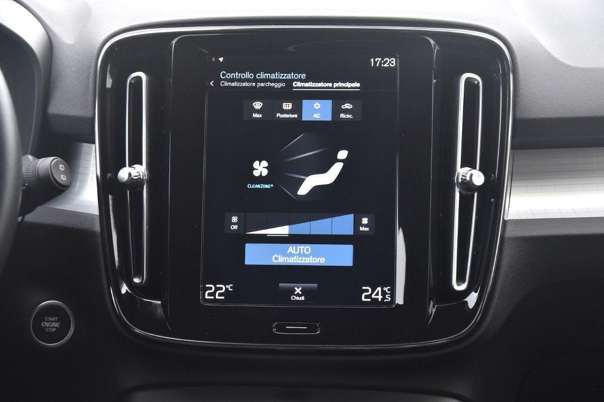 Volvo XC40 T4 Recharge Plug-in Inscription Expression