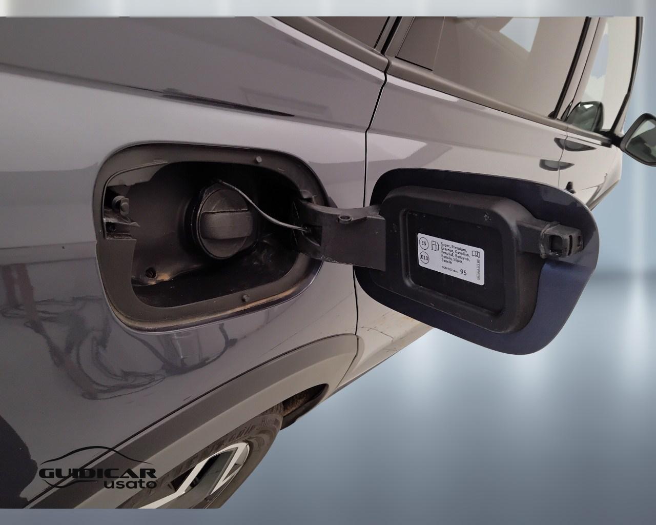 VOLKSWAGEN Taigo - Taigo 1.0 tsi R-Line 115cv dsg