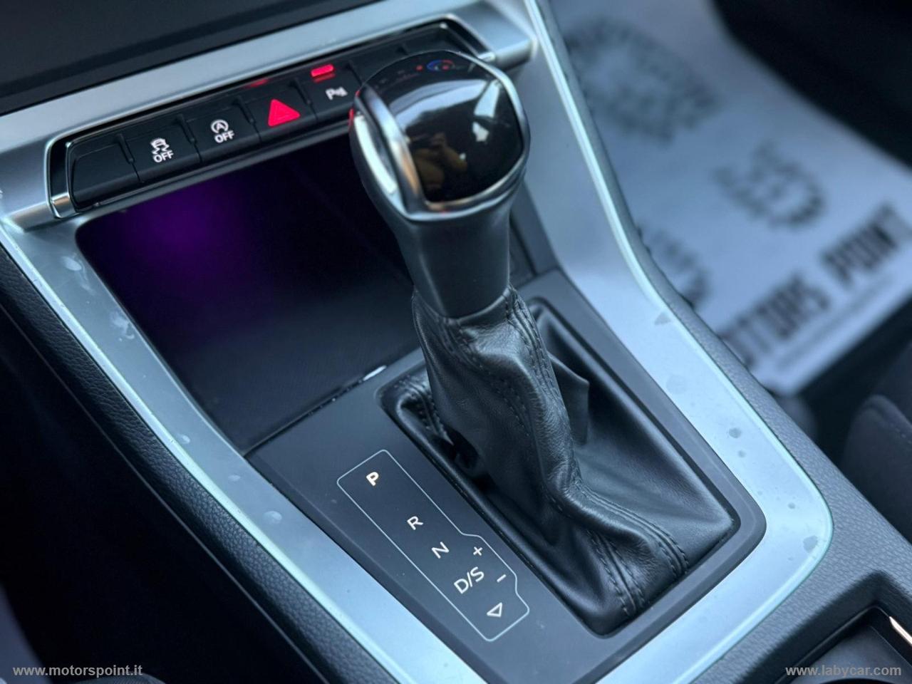 AUDI Q3 35 TDI S tronic Business