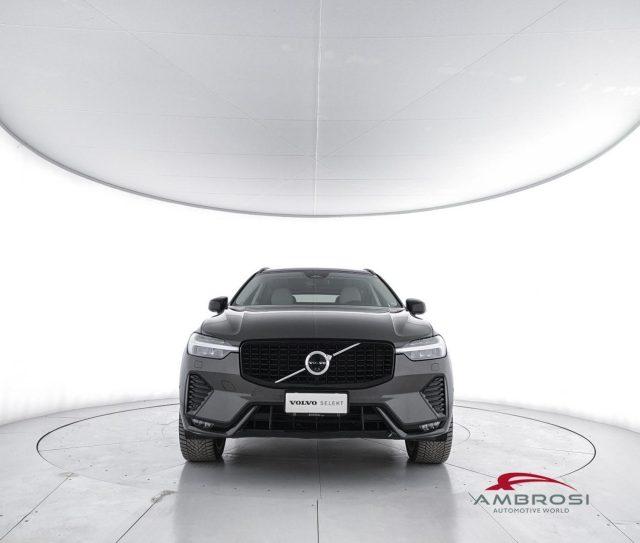 VOLVO XC60 B4 (d) AWD automatico Ultimate Dark