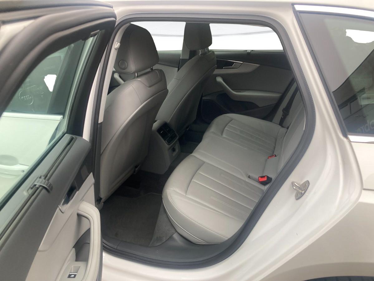 AUDI A4 Avant 35TDI mhev Business Advanced 163cv s-tronic