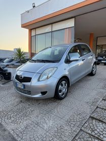 Toyota Yaris 1.0 5 porte Neo patentati