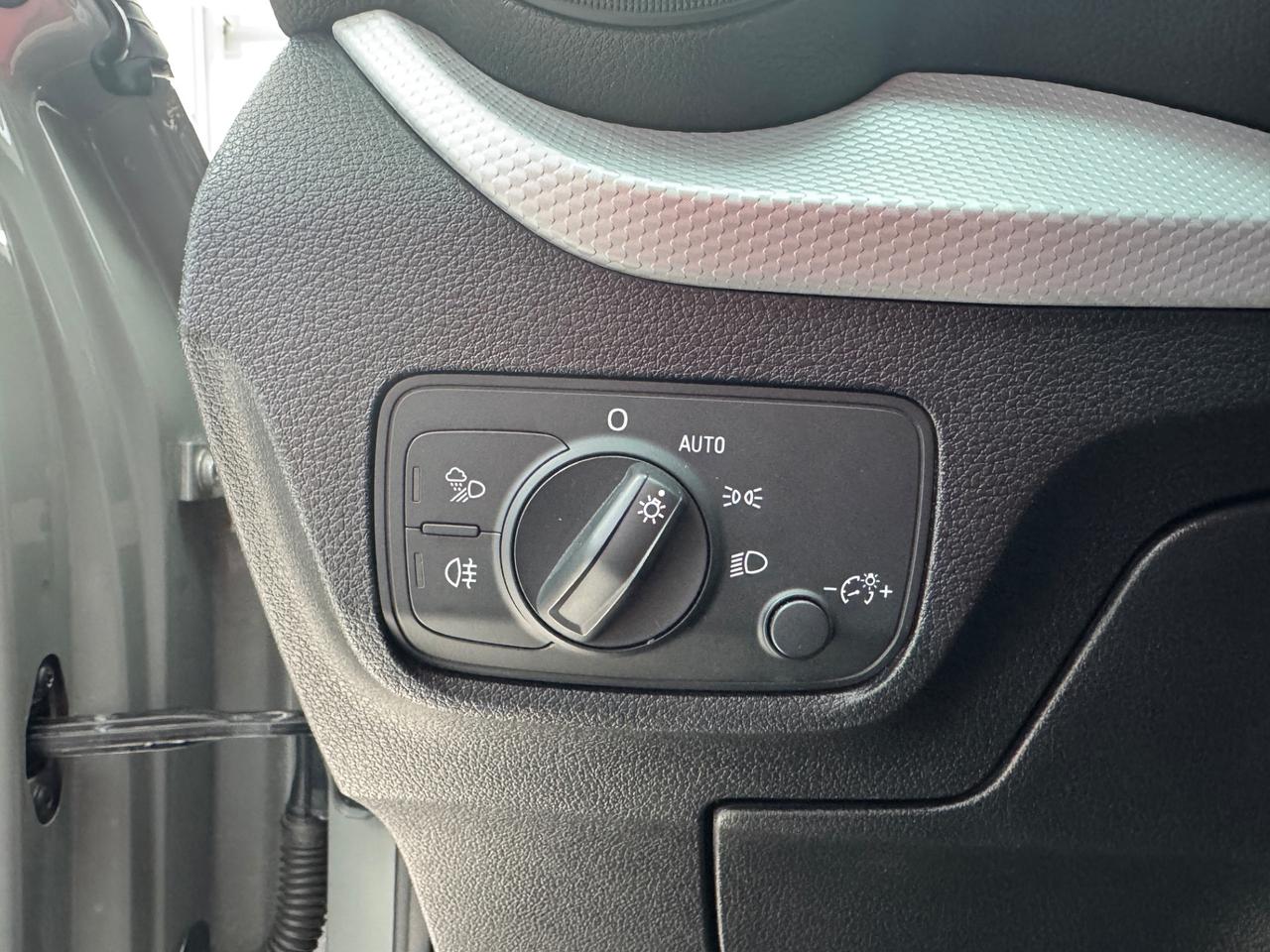 Audi Q2 30 TDI S tronic line Edition