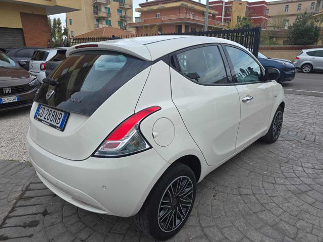 LANCIA Ypsilon 1.0 FireFly 5 porte S&S Hybrid Ecochic NO Obbli. d