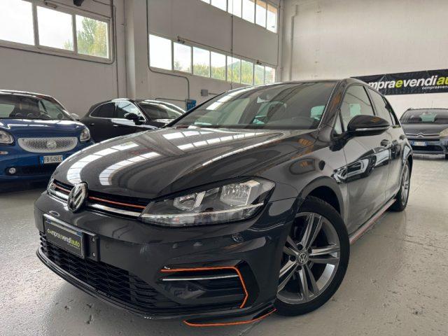 VOLKSWAGEN Golf 1.5 TSI ACT Sport R-LINE