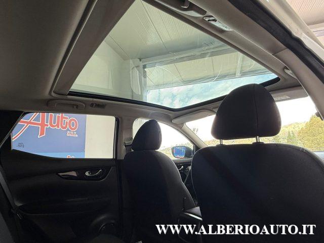 NISSAN Qashqai 1.5 dCi Acenta Premium 360°