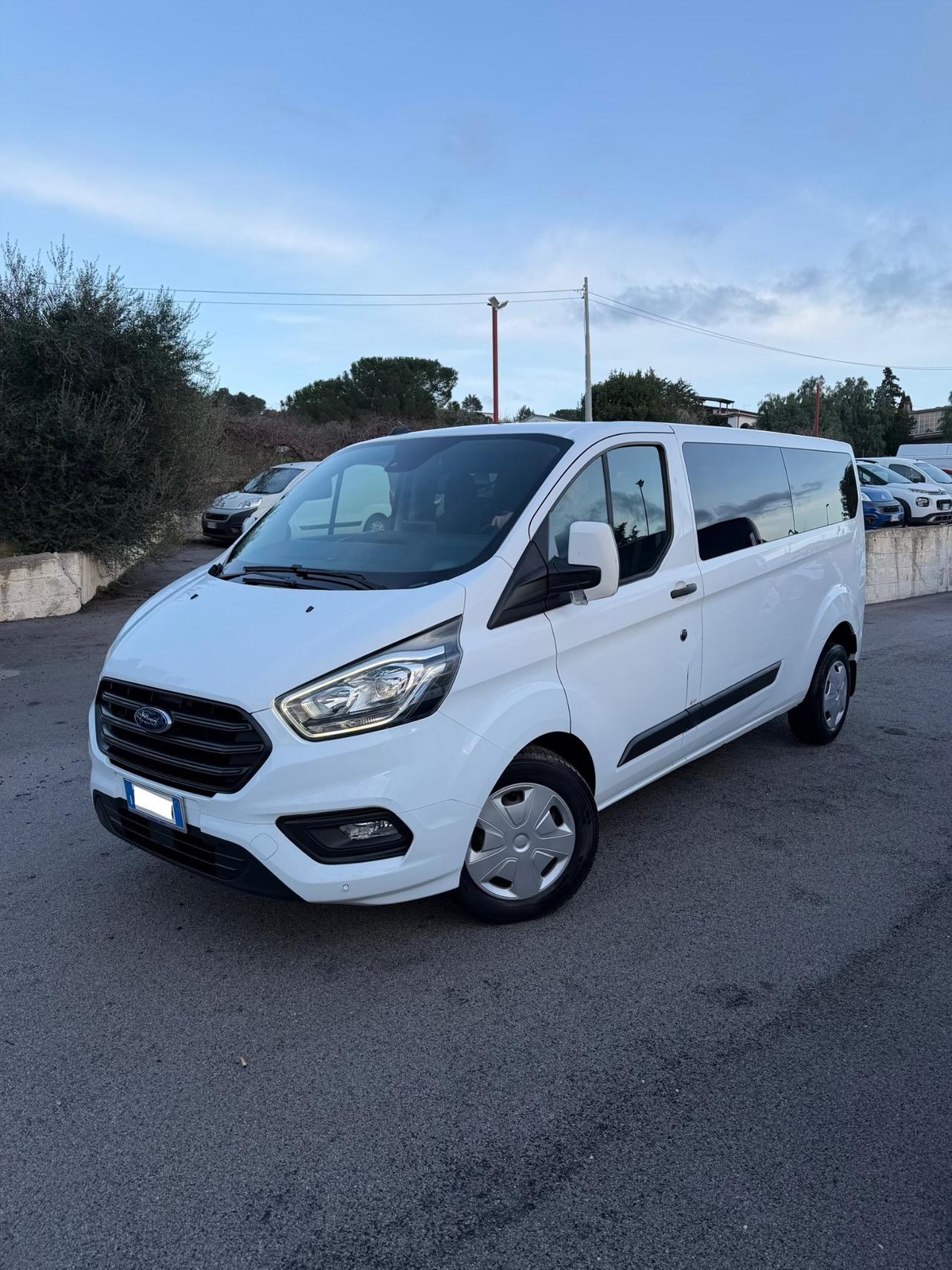 Ford Transit Custom 2.0 EcoBlue 130 9 posti 2023