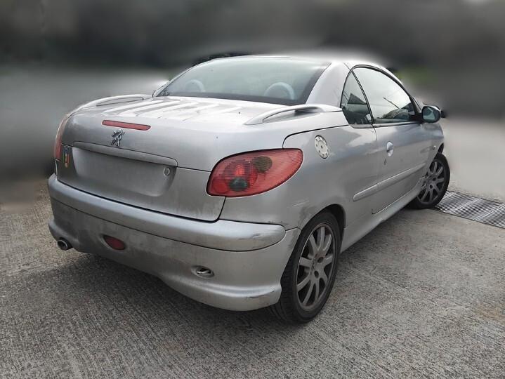 Peugeot 206 1.6 HDi FAP CC Quiksilver