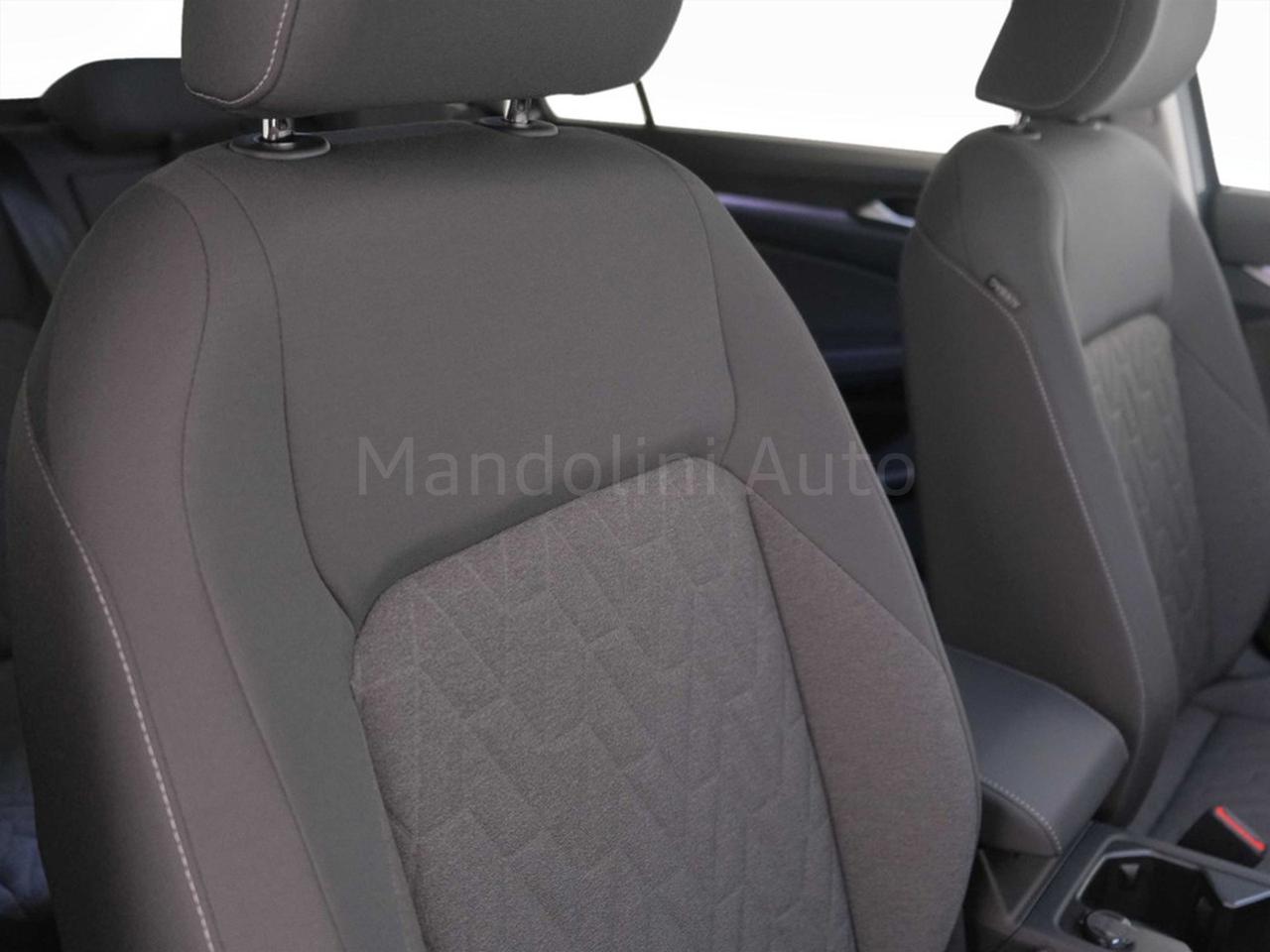 Volkswagen Golf variant 2.0 tdi scr 150cv life dsg