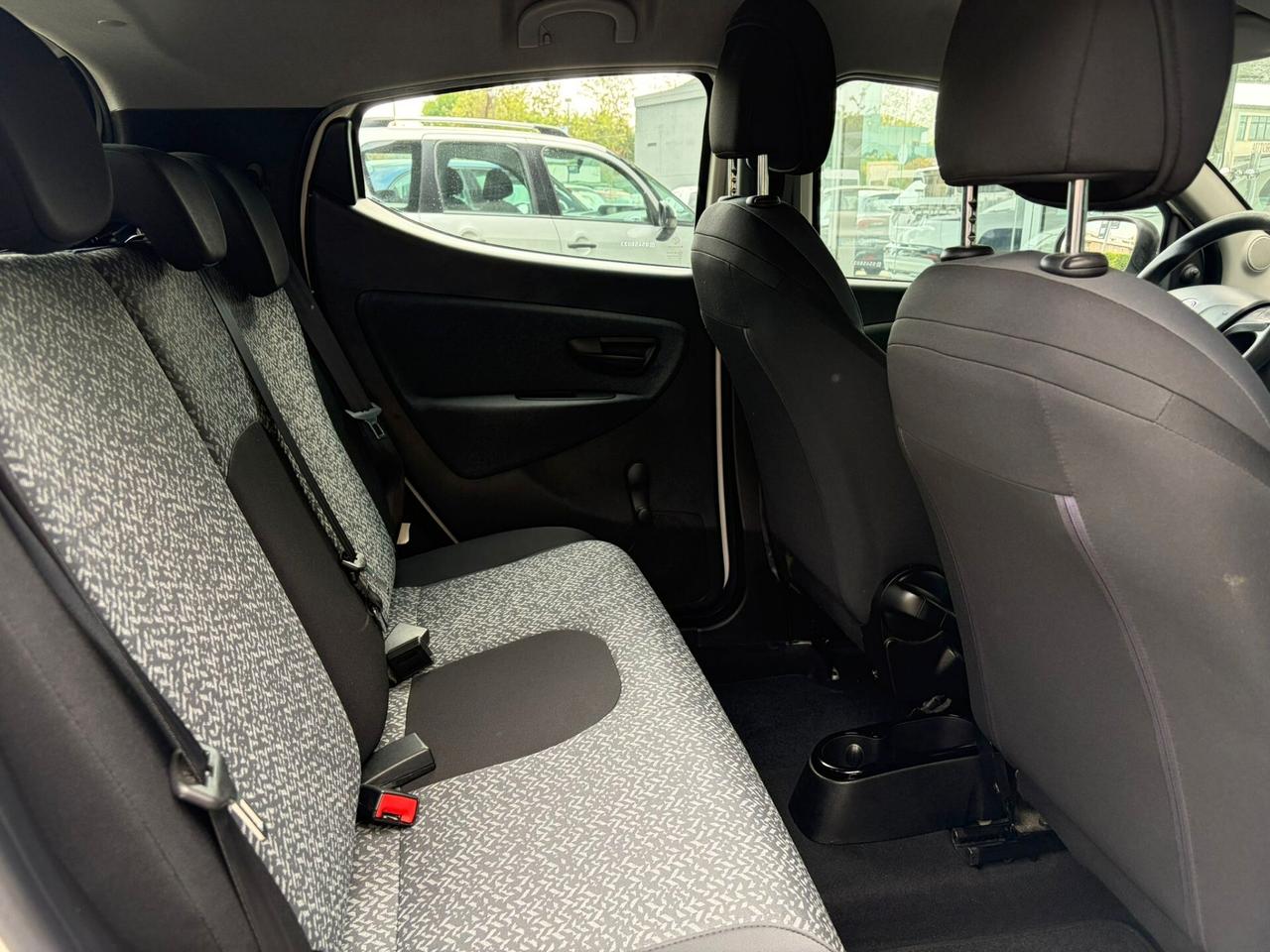 Lancia Ypsilon 1.2 69 CV 5 porte GPL Ecochic Elefantino Blu