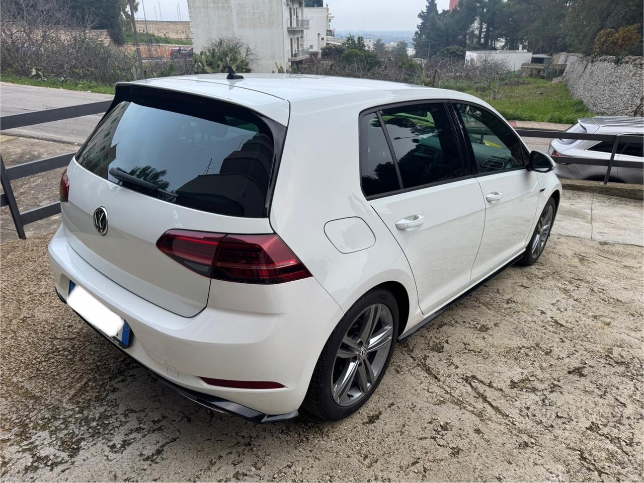 Vw Golf 2.0 TDI - R.LINE - FARI LED - 2019