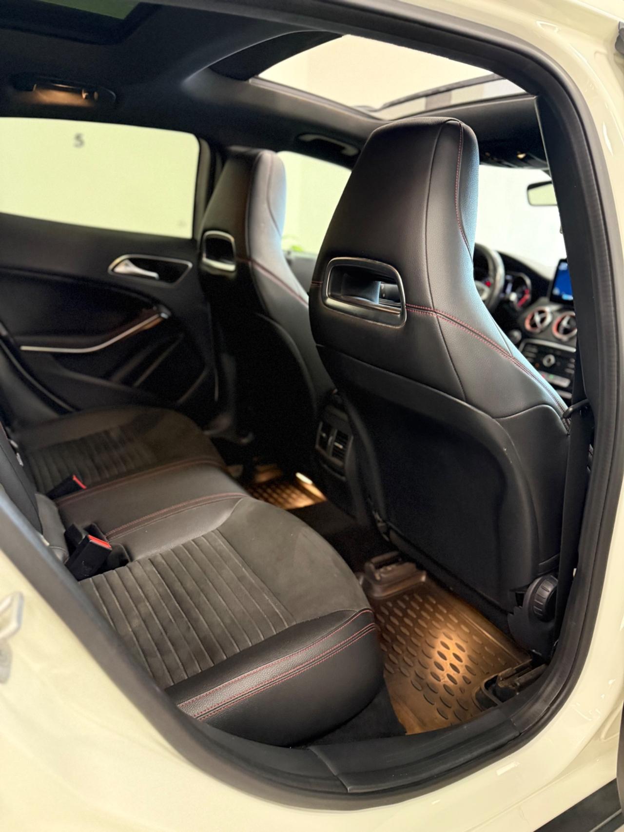 Mercedes-benz GLA 200 d Automatic 4Matic Premium
